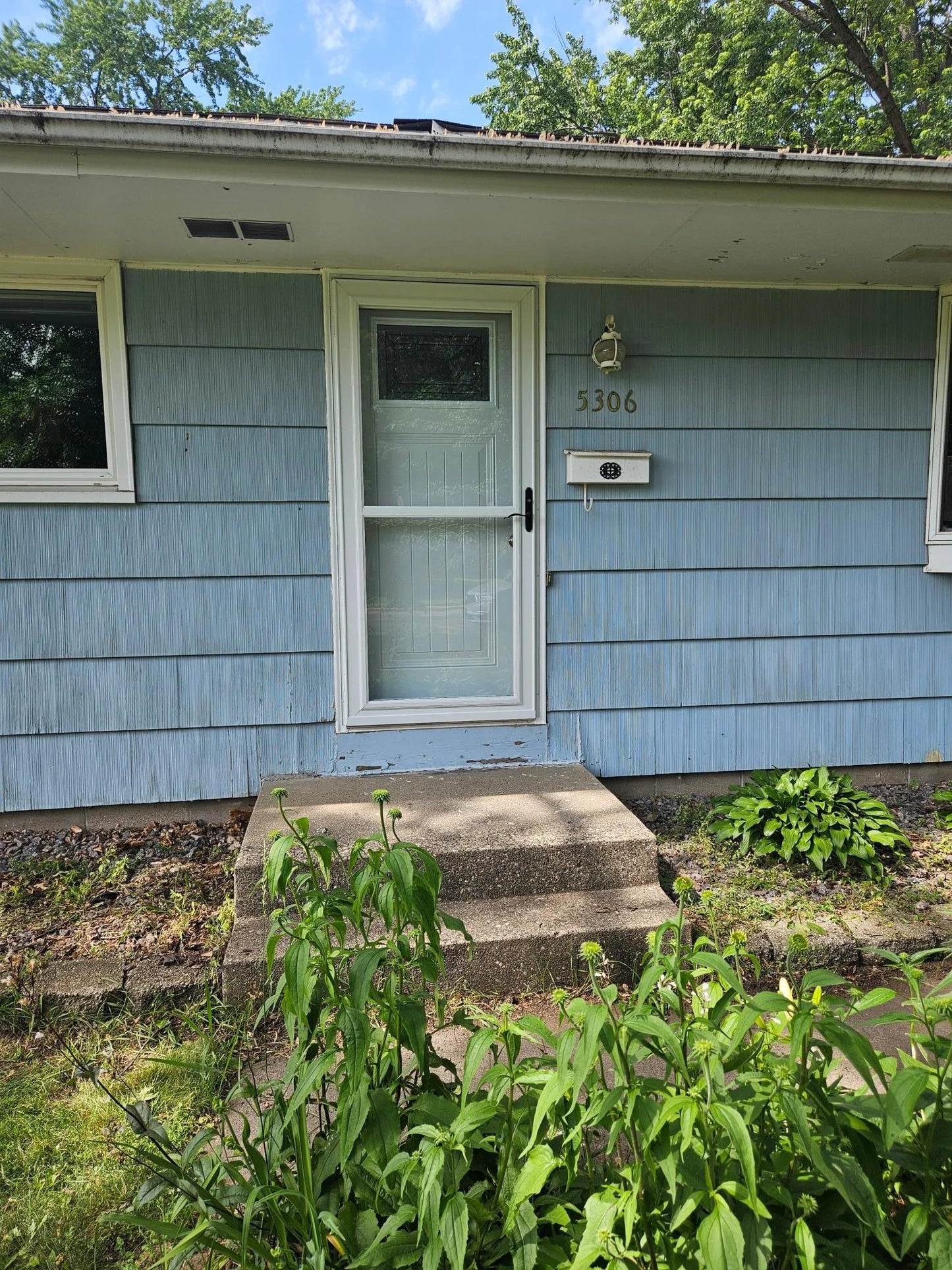 5306 Boulder Lane , Brooklyn Center, MN 55429