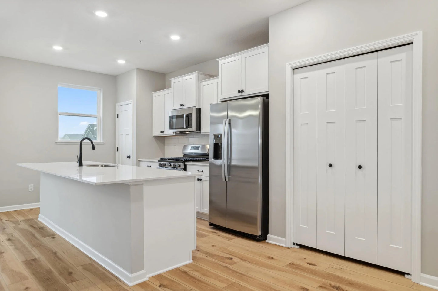 6746 Wildflower Way, Minnetrista, MN 55331