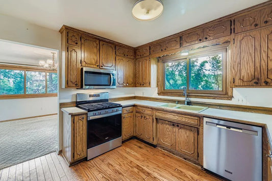 25 Kraft Road, West Saint Paul, MN 55118