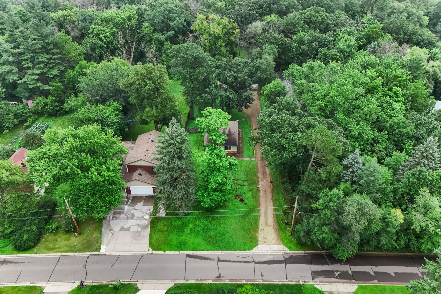 1030 Griffin Avenue, Mahtomedi, MN 55115