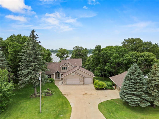 5017 Imhoff Avenue, Howard Lake, MN 55349
