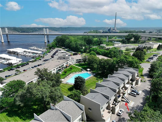 6311 Saint Croix Trail, Oak Park Heights, MN 55082