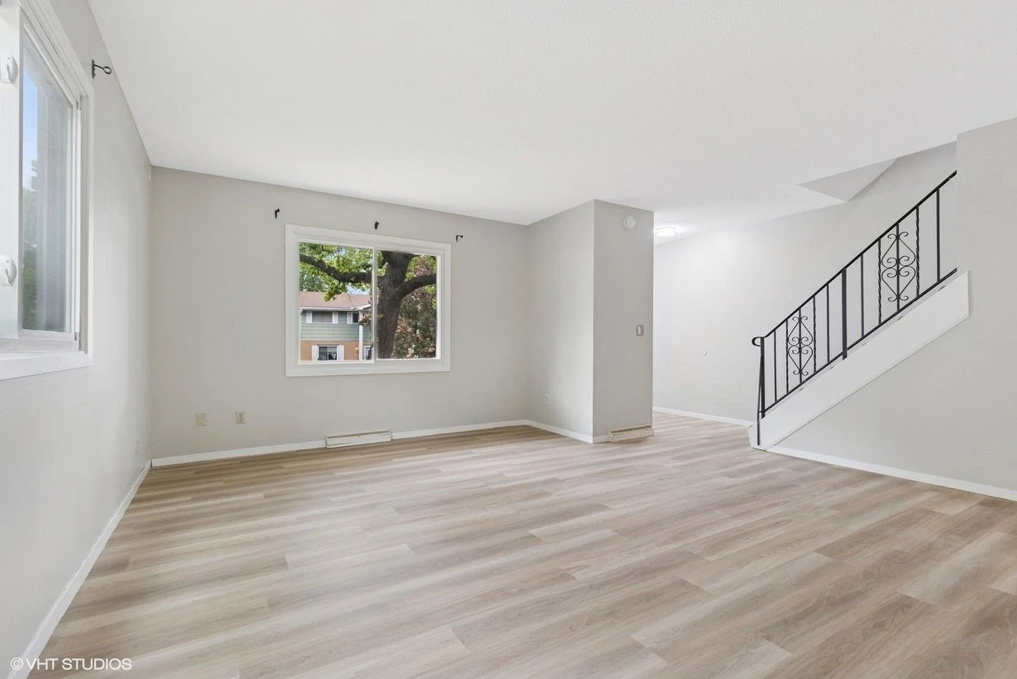 510 Shadyside Circle, Hopkins, MN 55343