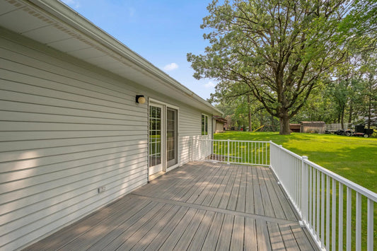 105 Knollwood Street, Annandale, MN 55302