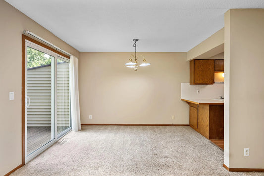 10372 Balsam Lane, Eden Prairie, MN 55347