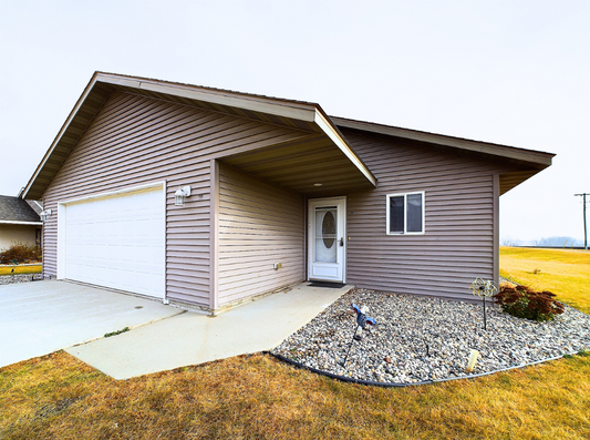 114 8th Street, Hoffman, MN 56339