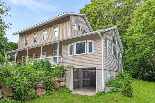 520 Hanlon Ave , Orono, MN 55391