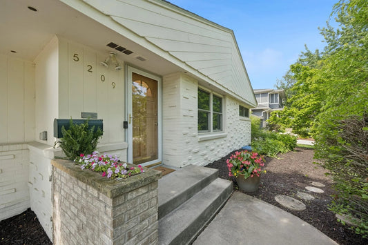 5209 61st Street, Edina, MN 55436