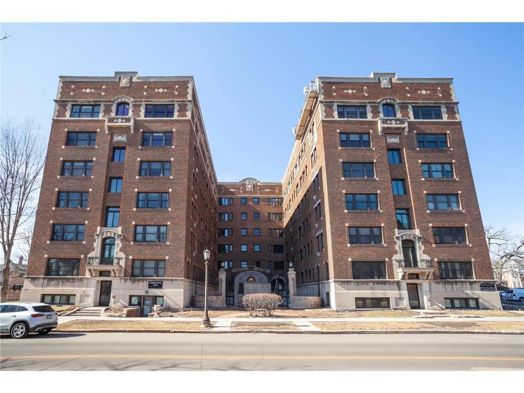 79 Western Avenue, Saint Paul, MN 55102