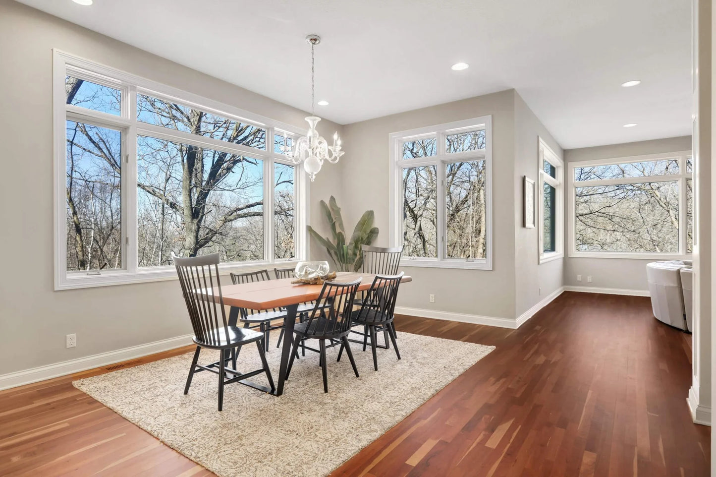 4266 Manor Court Road, Minnetonka, MN 55345