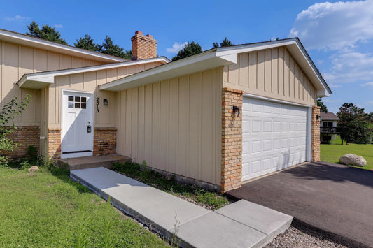 2515 Royals Drive, Minnetonka, MN 55305
