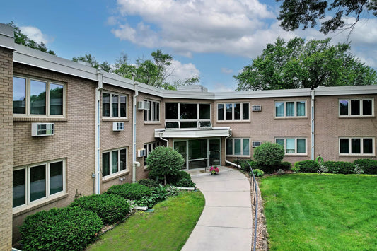 4380 Brookside Court, Edina, MN 55436