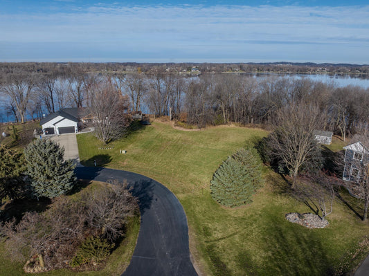 114 Bay Drive, Le Ray Twp, MN 56063