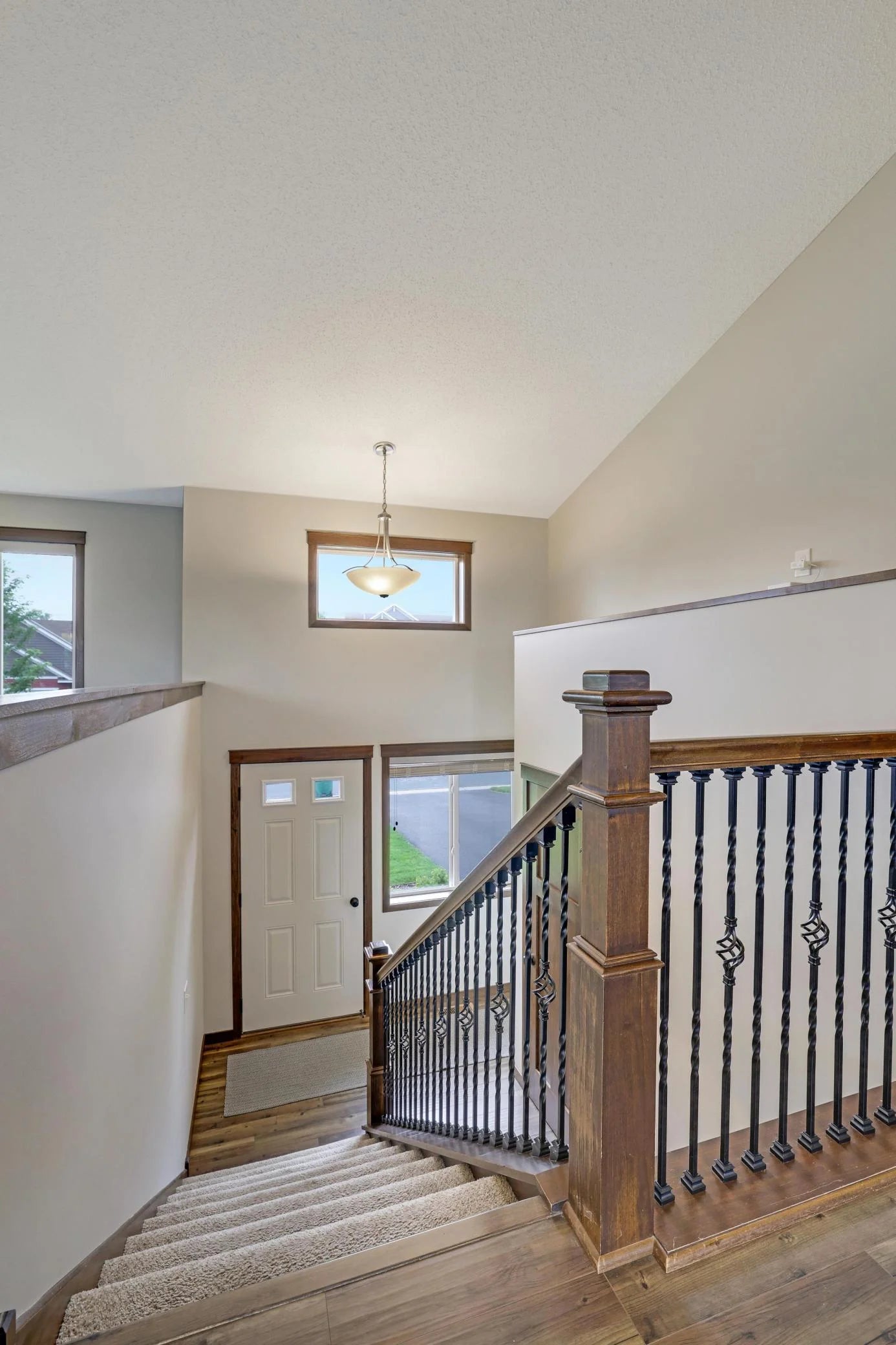 1035 Emerald Street, Hanover, MN 55341