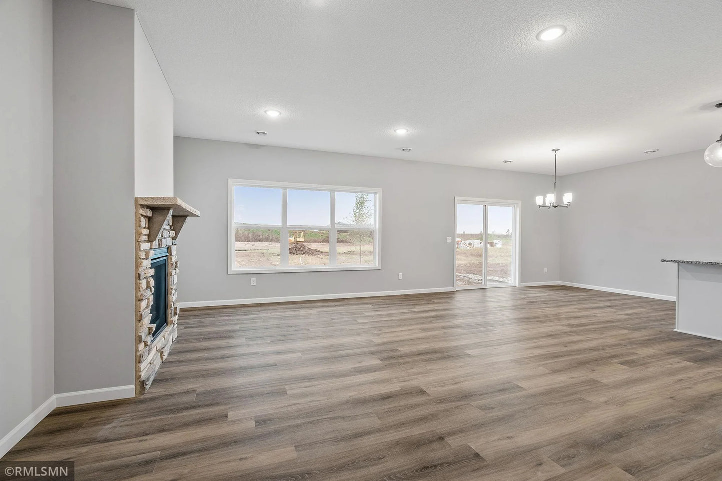 10519 Goodwin Avenue, Cottage Grove, MN 55016