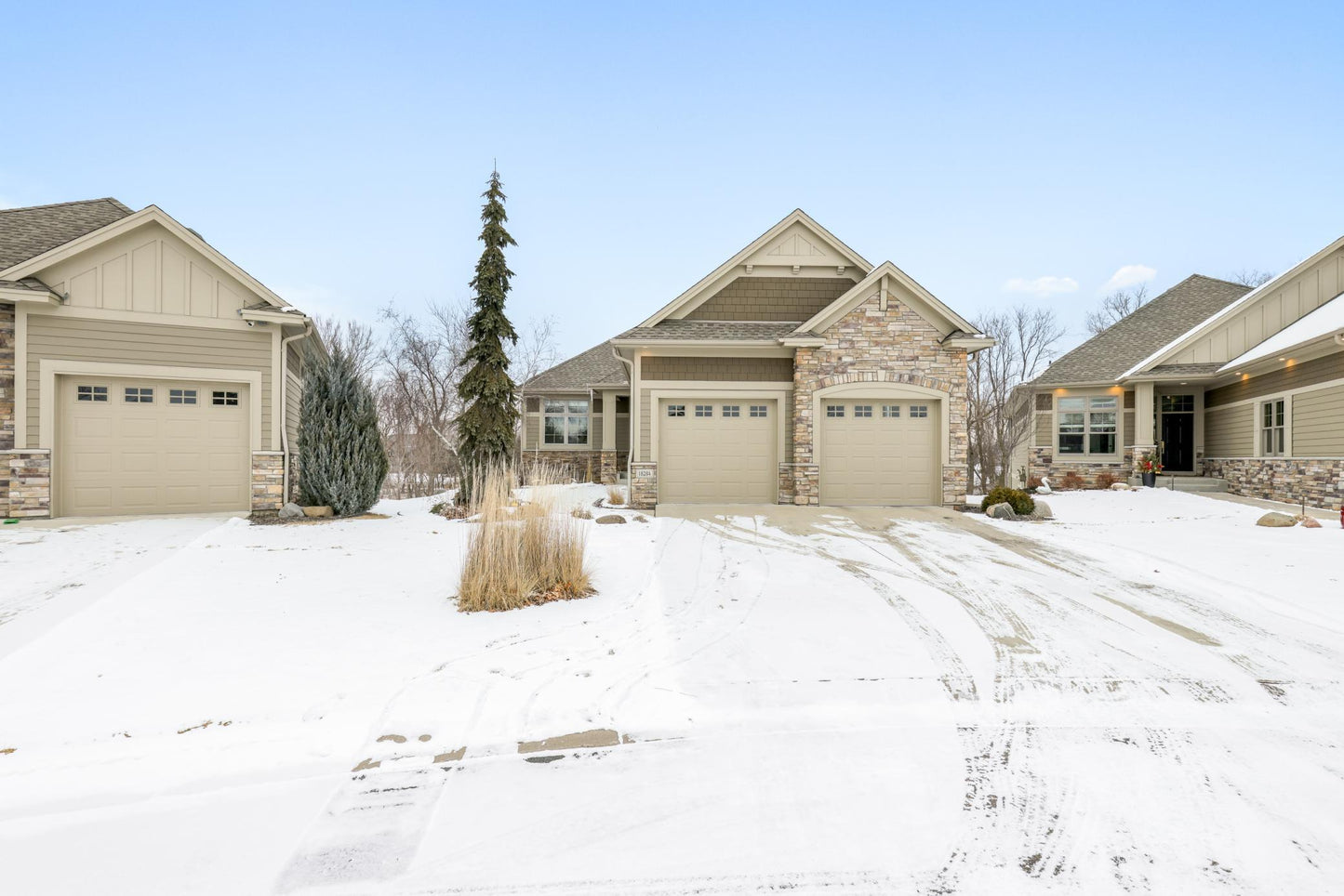 18284 Justice Way, Lakeville, MN 55044