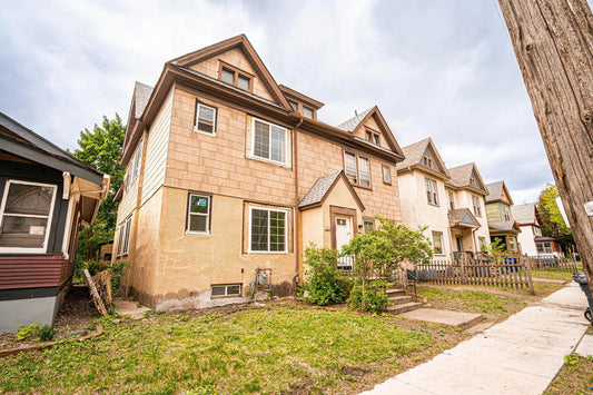 251 Maria Avenue, Saint Paul, MN 55106