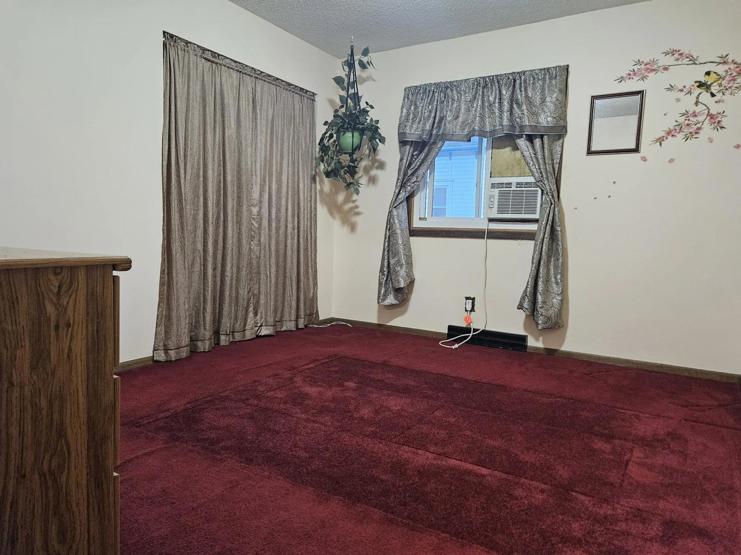 439 Clinton Avenue, Saint Paul, MN 55107