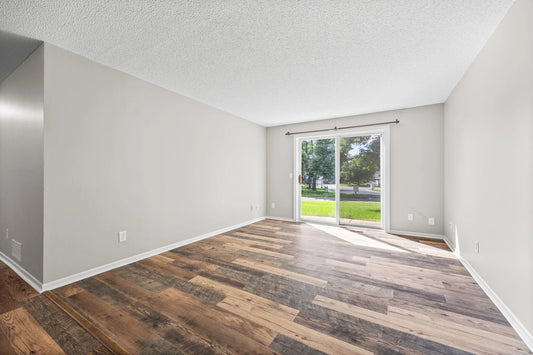 992 Pond View Court, Vadnais Heights, MN 55127