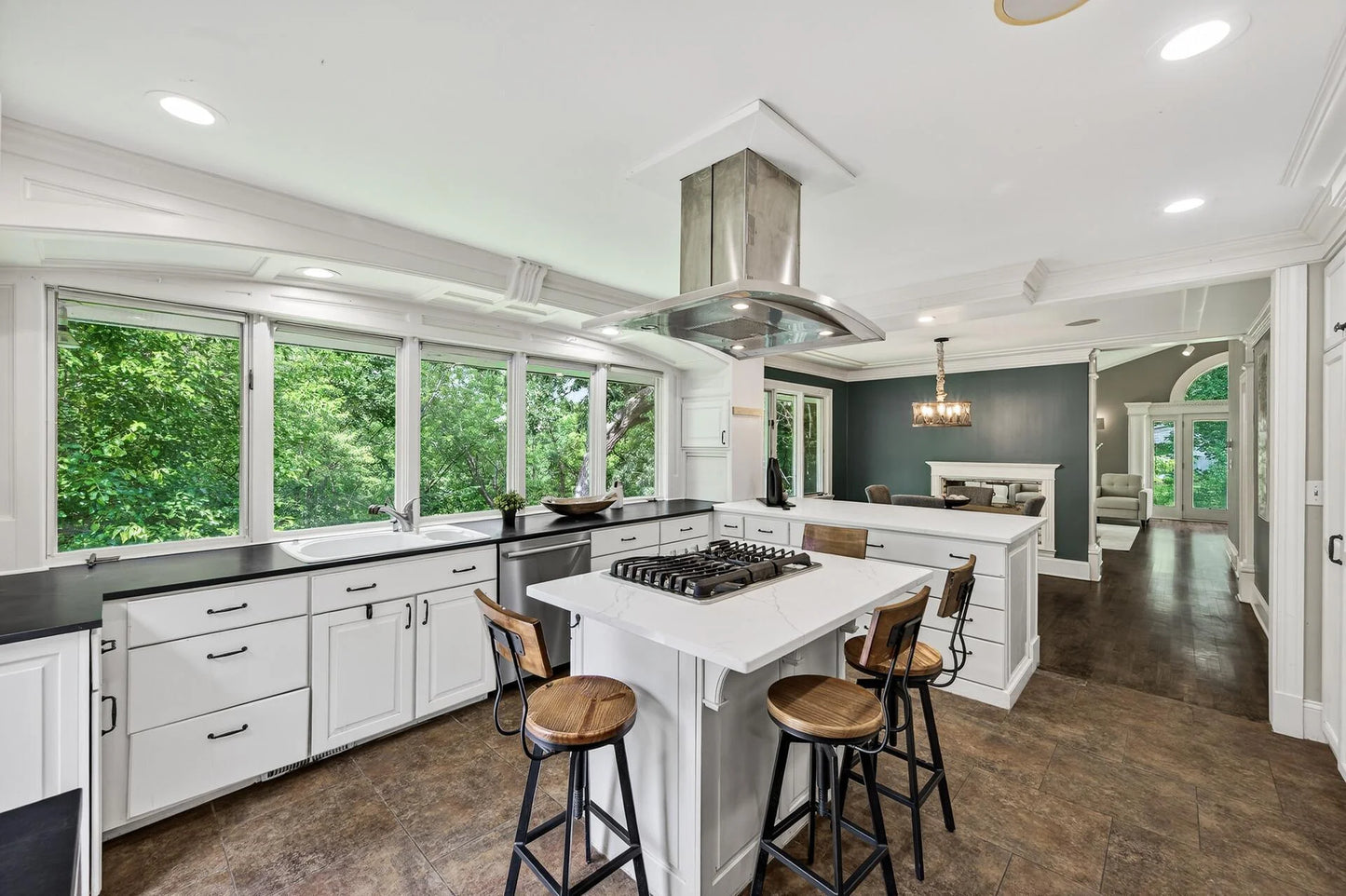 5076 Woodgate Court, Minnetonka, MN 55345