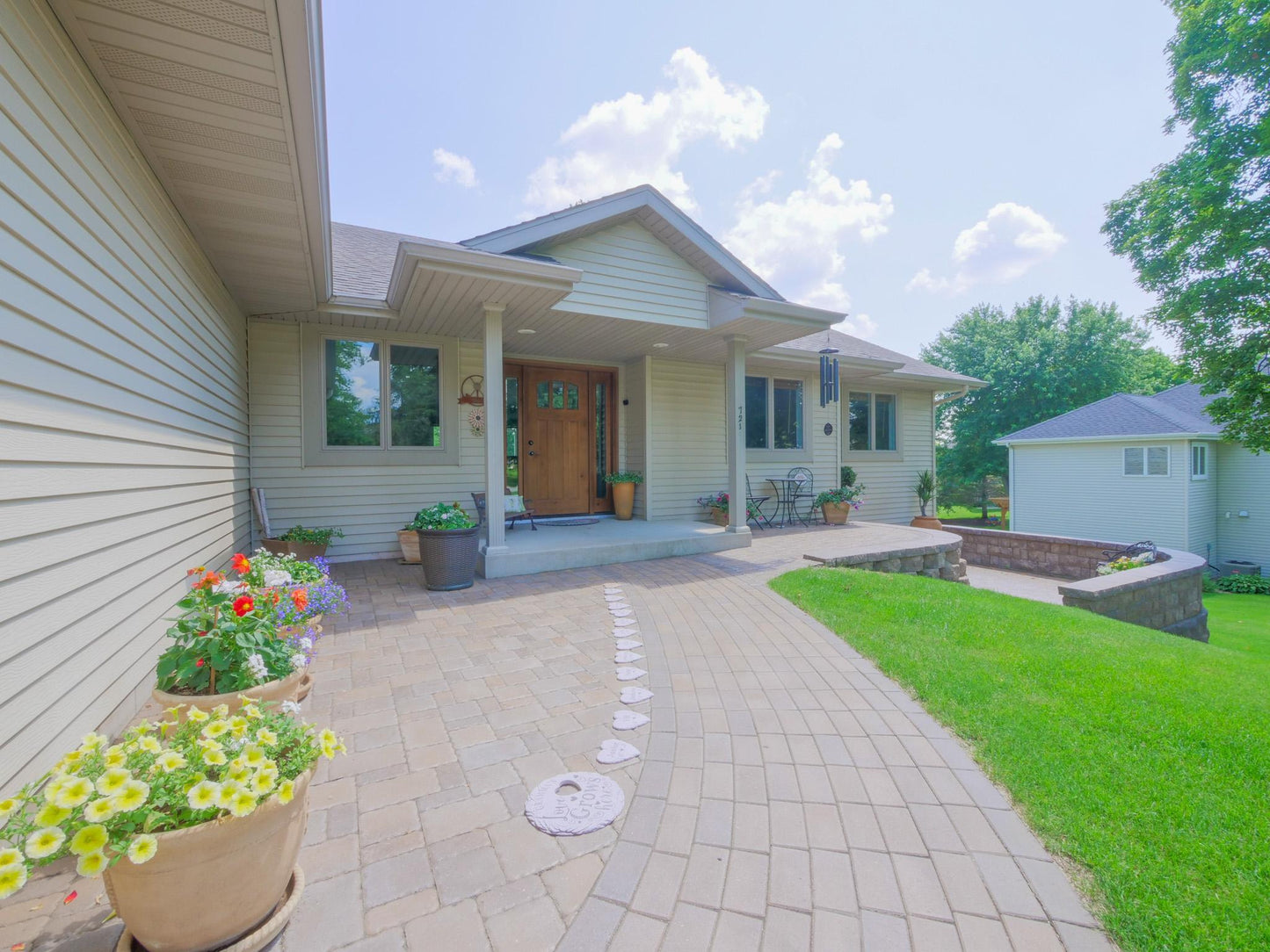 721 Geneva Golf Club Drive, Alexandria, MN 56308