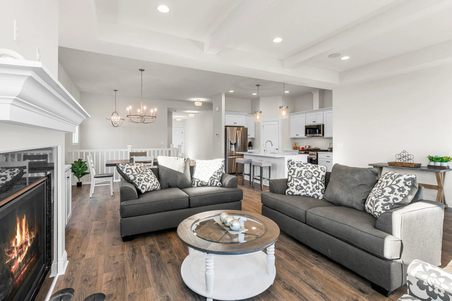 7082 Weston Lane, Maple Grove, MN 55311