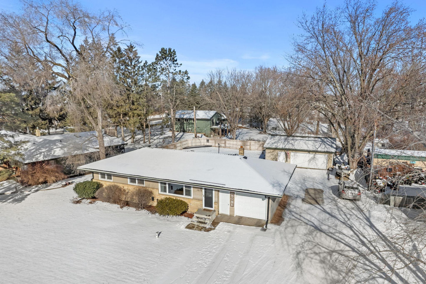 1075 County Road H2 , White Bear Twp, MN 55127