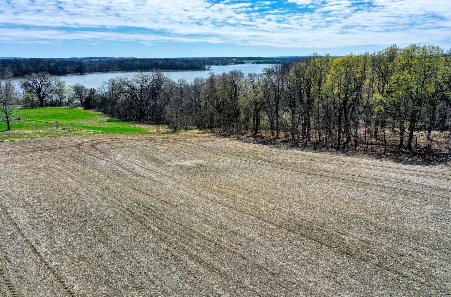 xxxx Glader Boulevard, Lindstrom, MN 55045