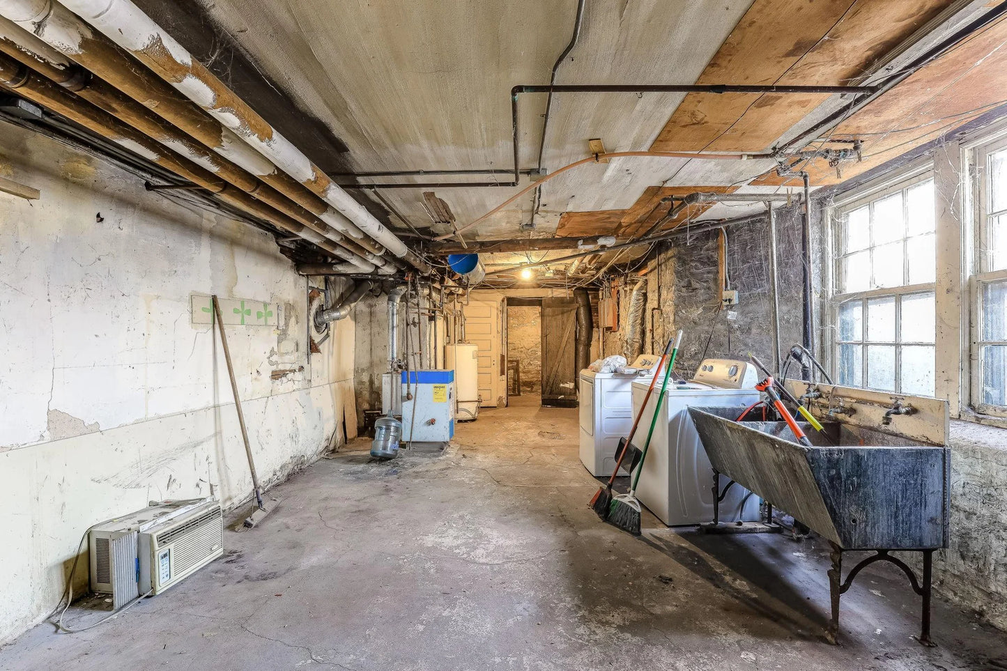 504 University Avenue, Minneapolis, MN 55414