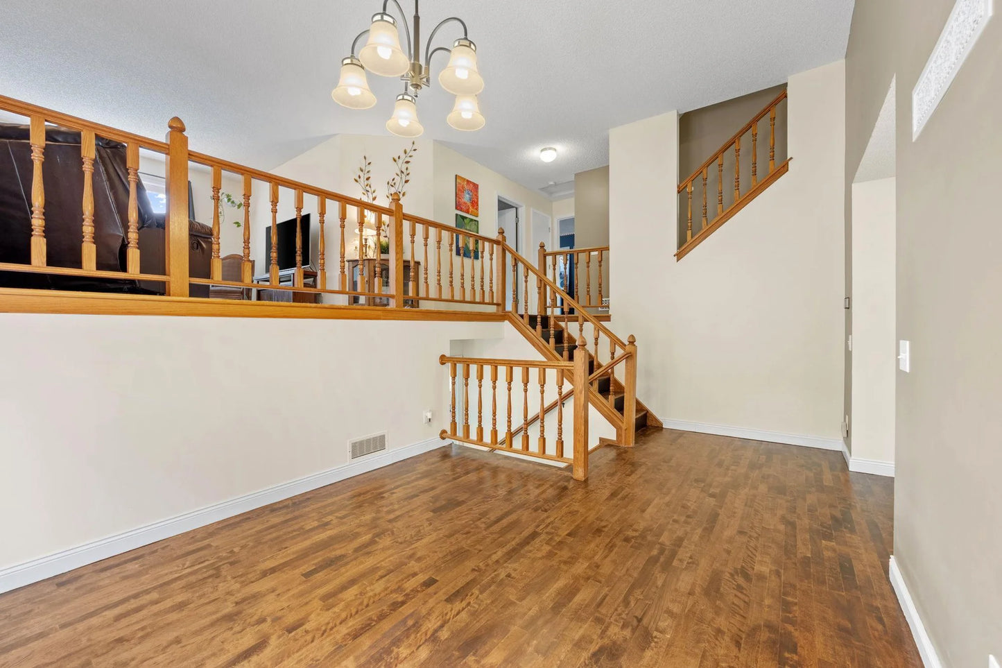 4467 Fawn Ridge Trail, Eagan, MN 55123