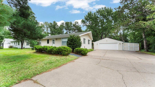 10508 Winnetka Avenue, Brooklyn Park, MN 55445
