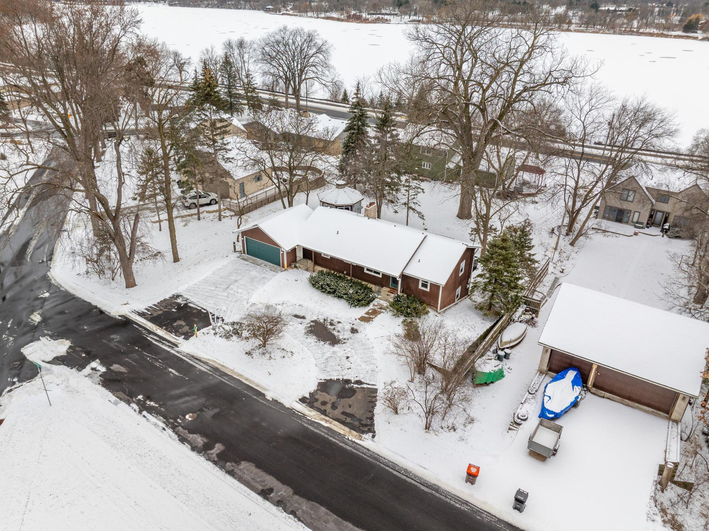 1120 Gordon Avenue, Maplewood, MN 55109