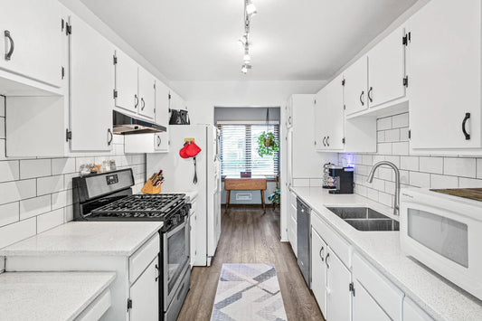 25 Birnamwood Drive, Burnsville, MN 55337