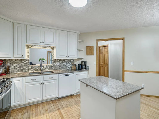 5420 Saxony Court, White Bear Twp, MN 55110