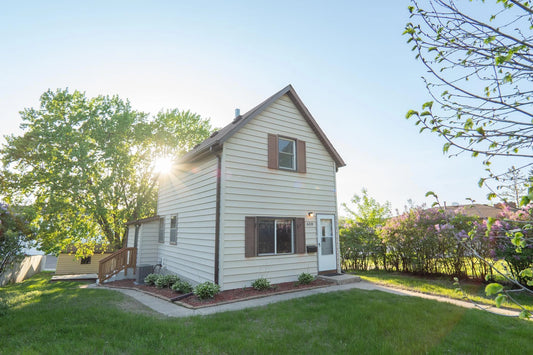608 7th Avenue, Hopkins, MN 55343
