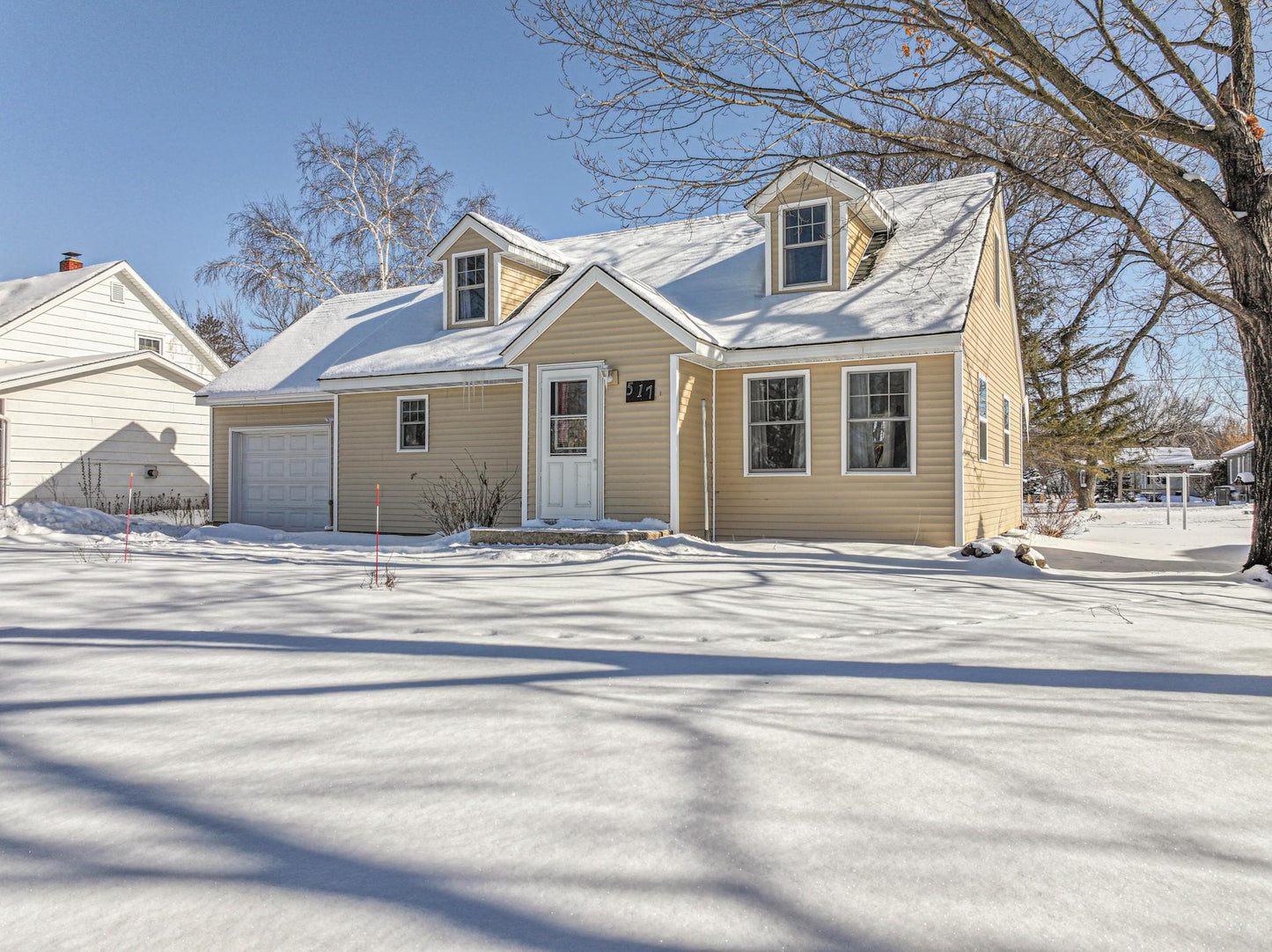 517 Douglas Avenue, Parkers Prairie, MN 56361