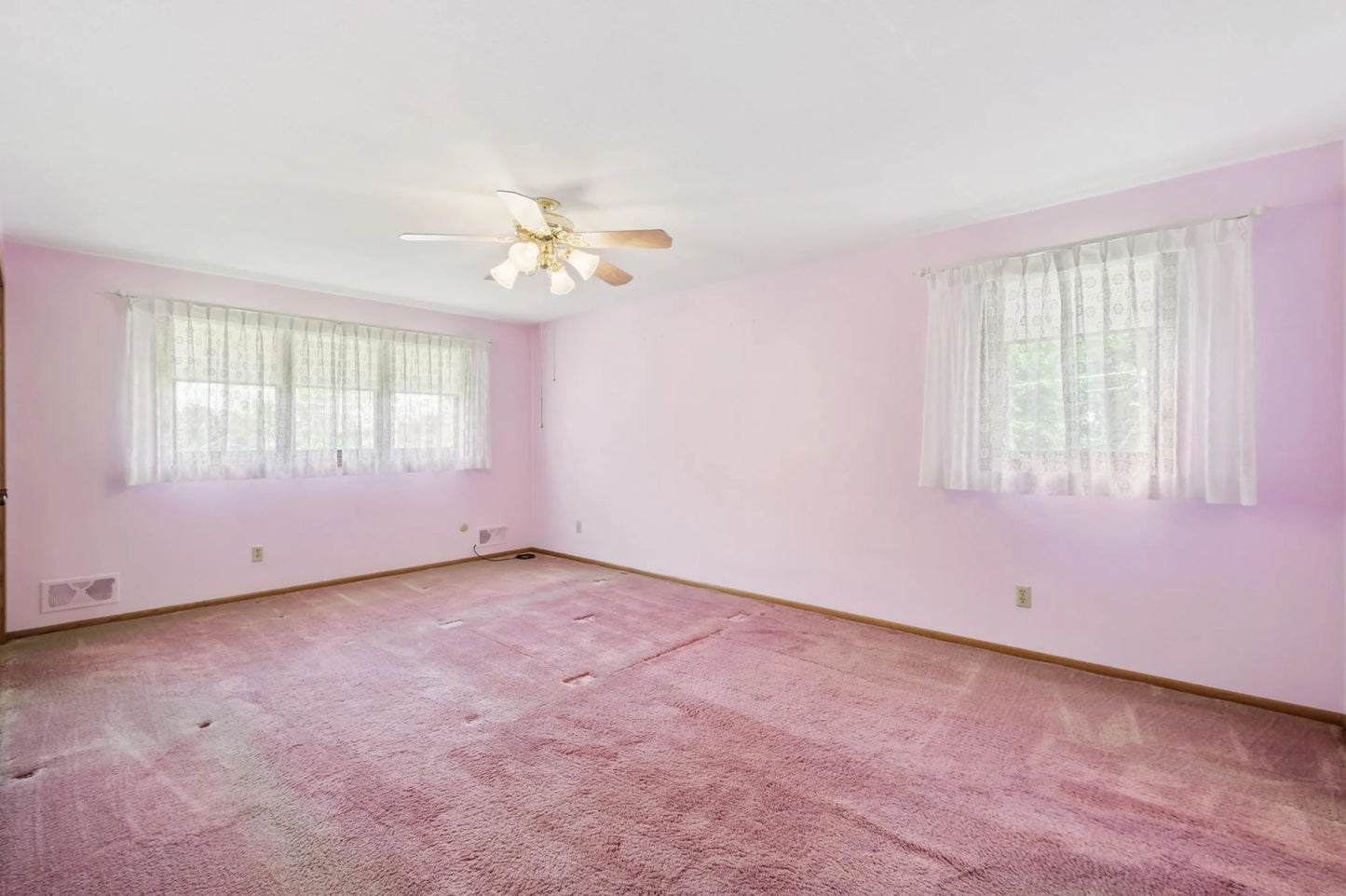 528 Lexington Parkway, Saint Paul, MN 55116