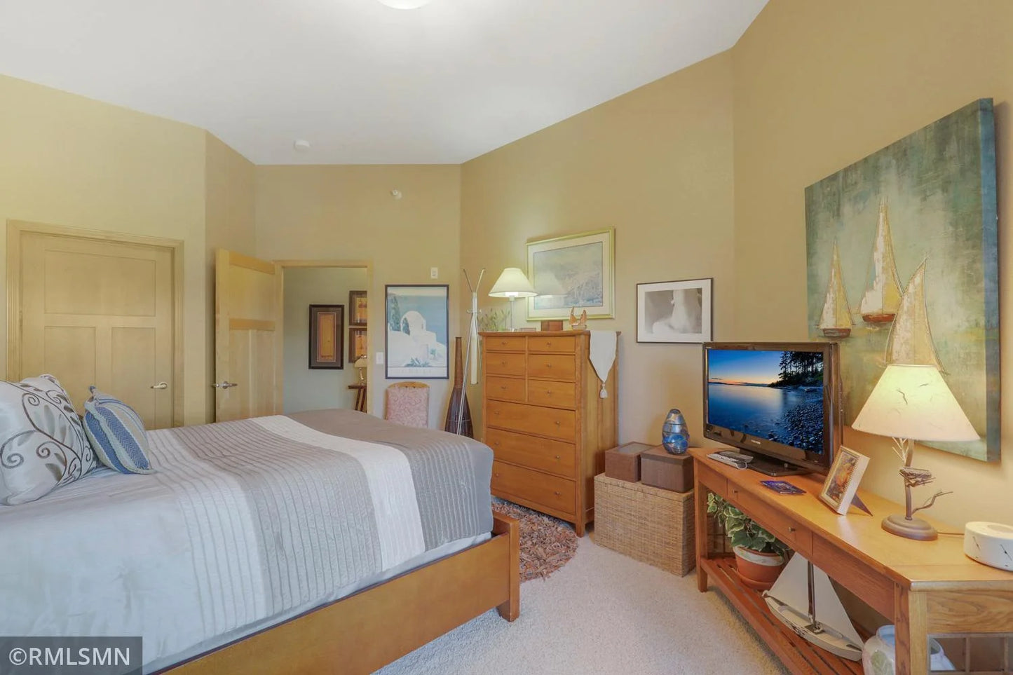 1800 Graham Avenue, Saint Paul, MN 55116