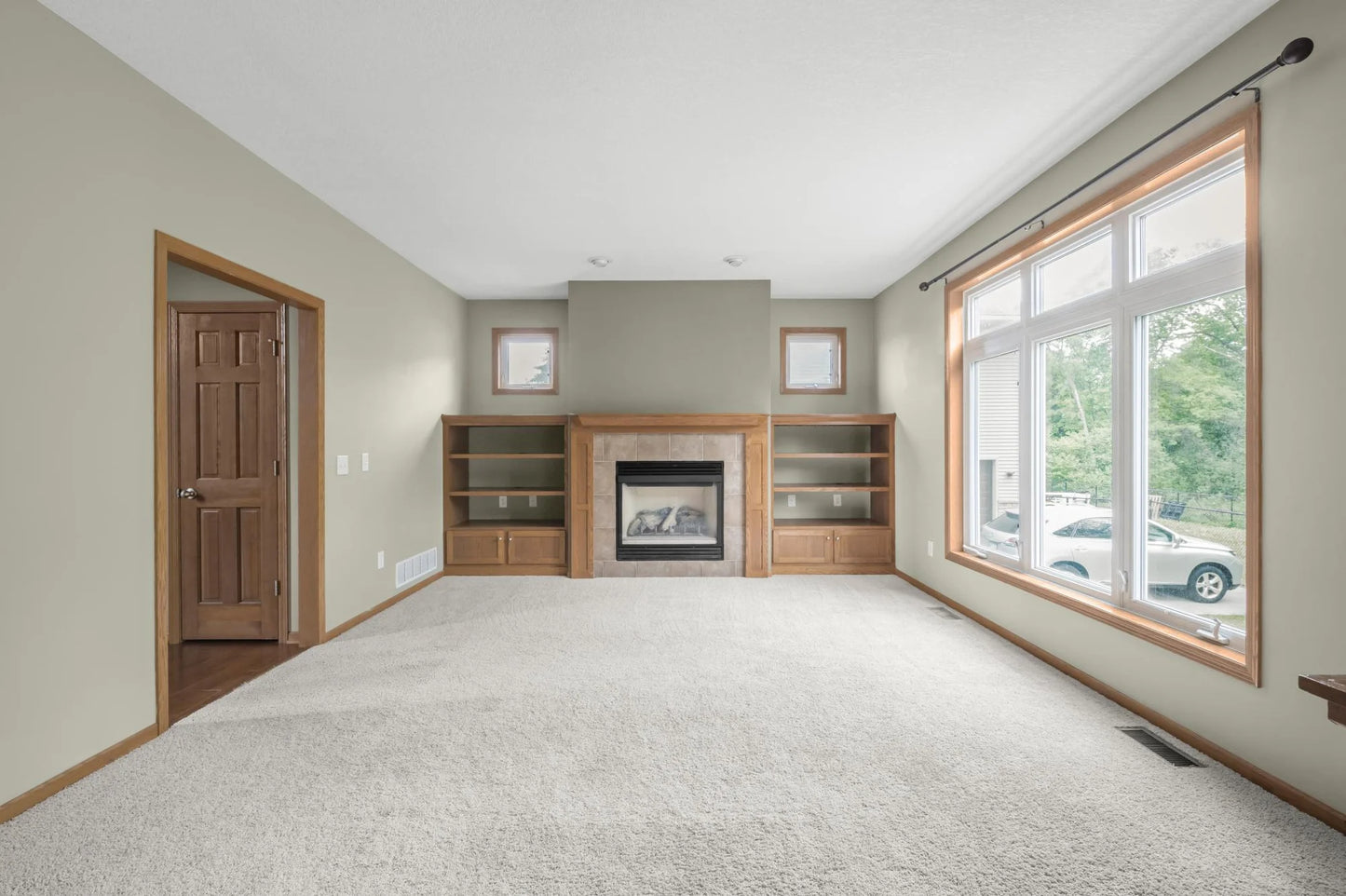10543 Noble Circle, Brooklyn Park, MN 55443