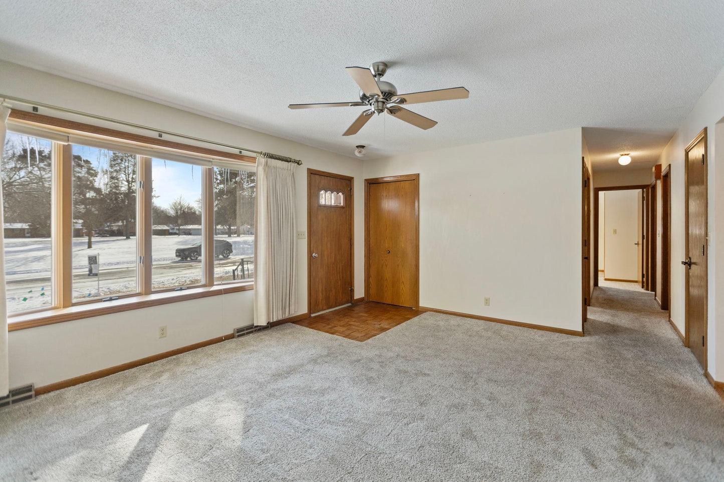 1502 Windsor Place, Faribault, MN 55021