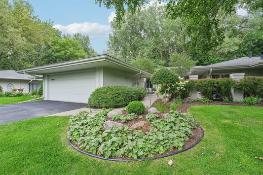 4730 Regents Walk, Shorewood, MN 55331