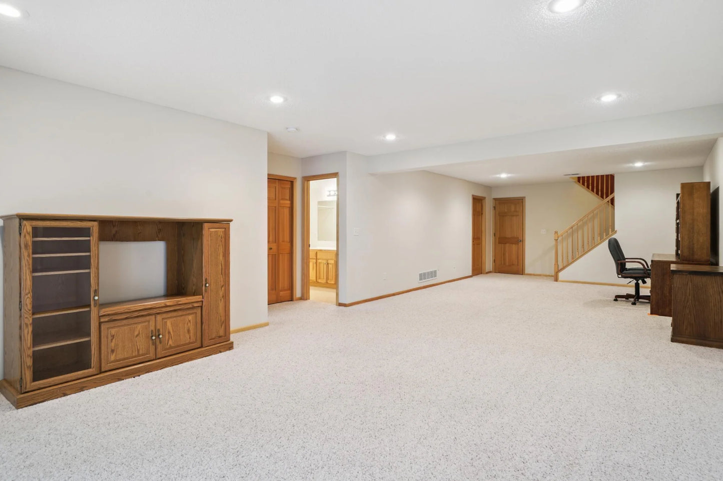 501 Meadow Lane, Norwood Young America, MN 55397