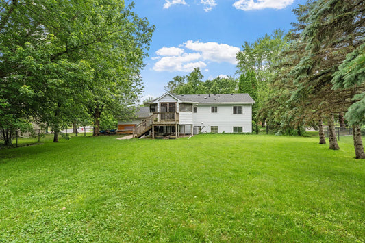 4366 Greenhaven Drive, Vadnais Heights, MN 55127