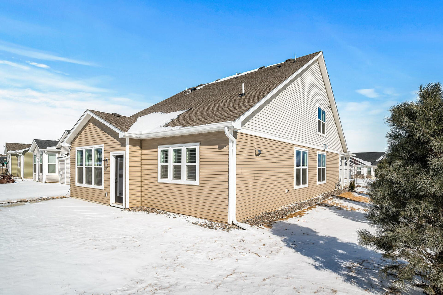 193 Liberty Heights Drive, Chaska, MN 55318