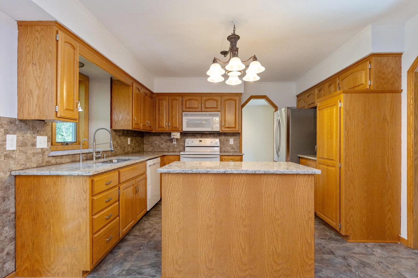 14500 Raleigh Avenue, Savage, MN 55378