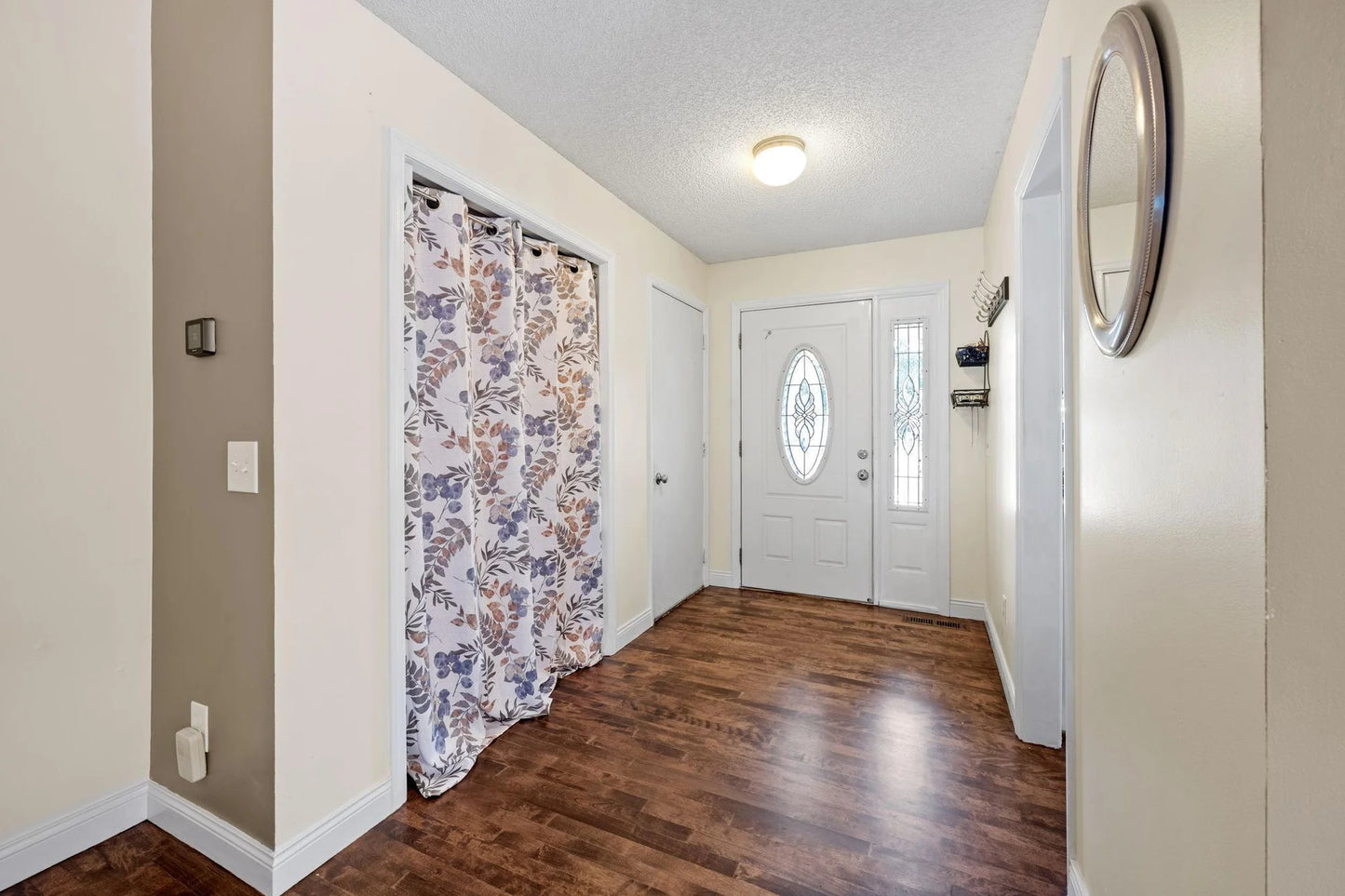 4467 Fawn Ridge Trail, Eagan, MN 55123