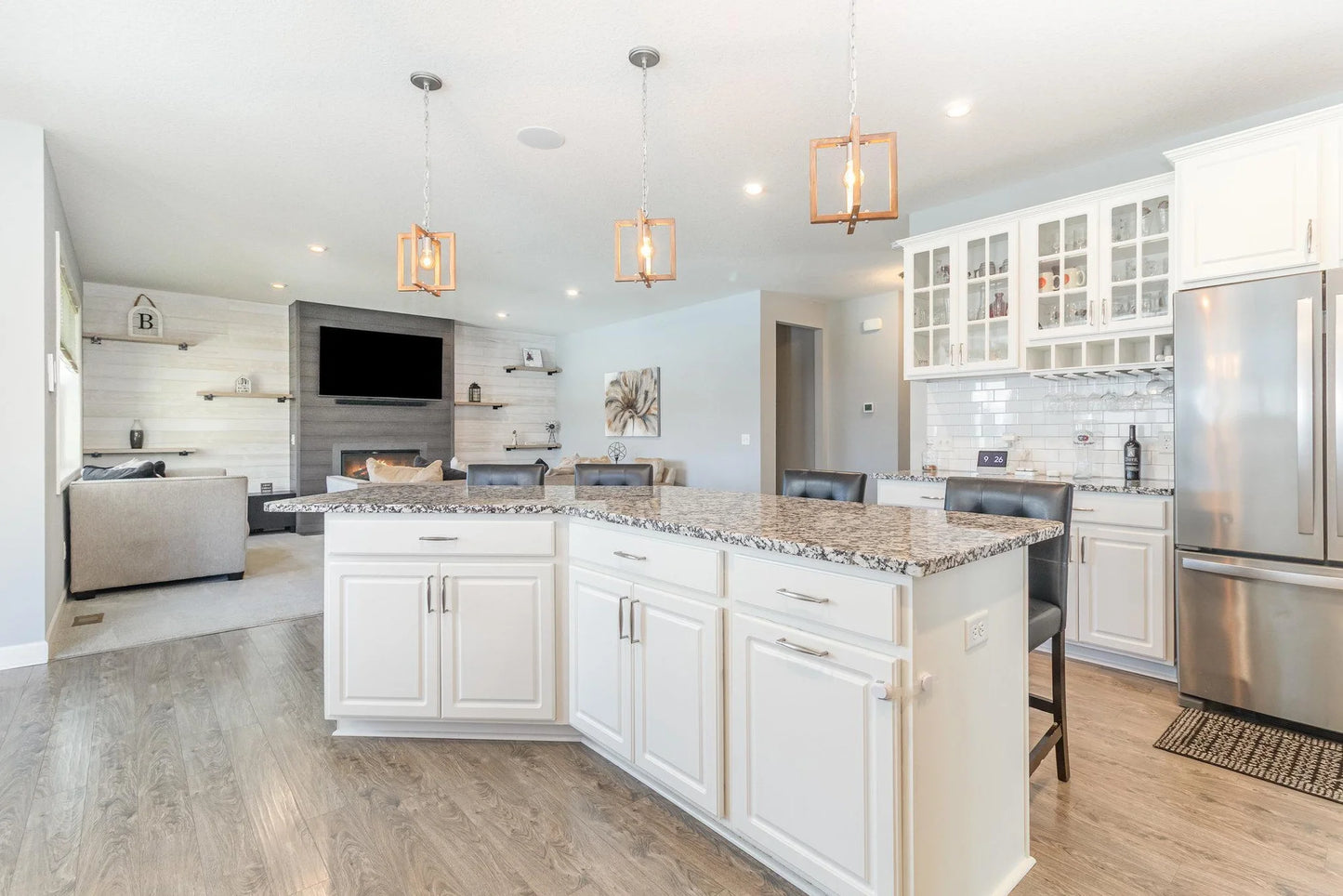 4455 Benjamin Court, Woodbury, MN 55129