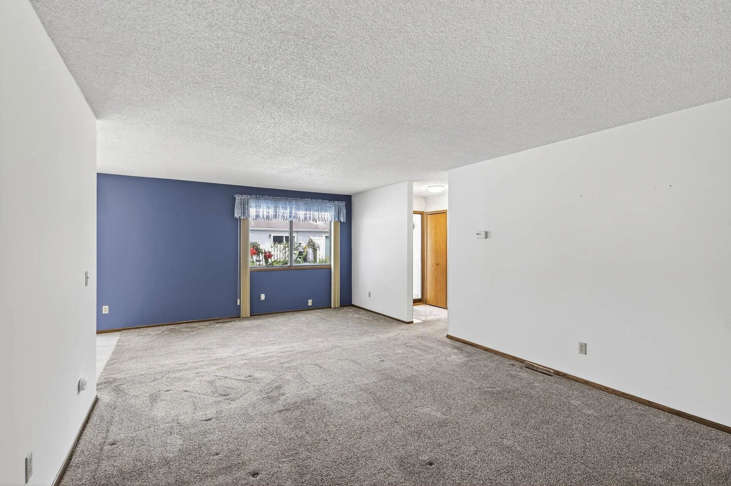 5281 149th Street, Apple Valley, MN 55124