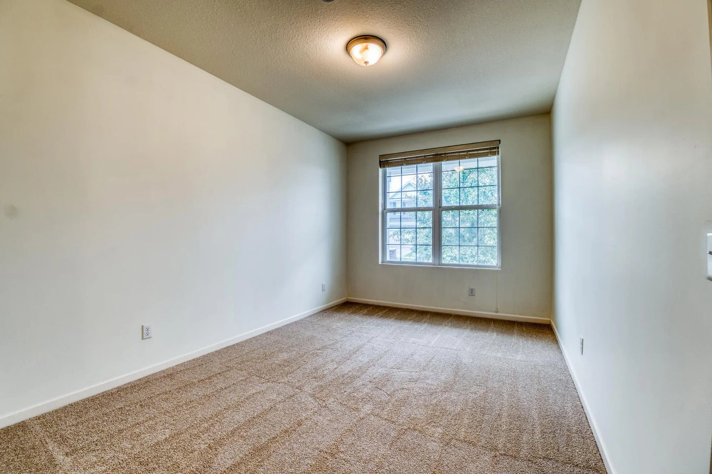 15637 Eddy Creek Way, Apple Valley, MN 55124