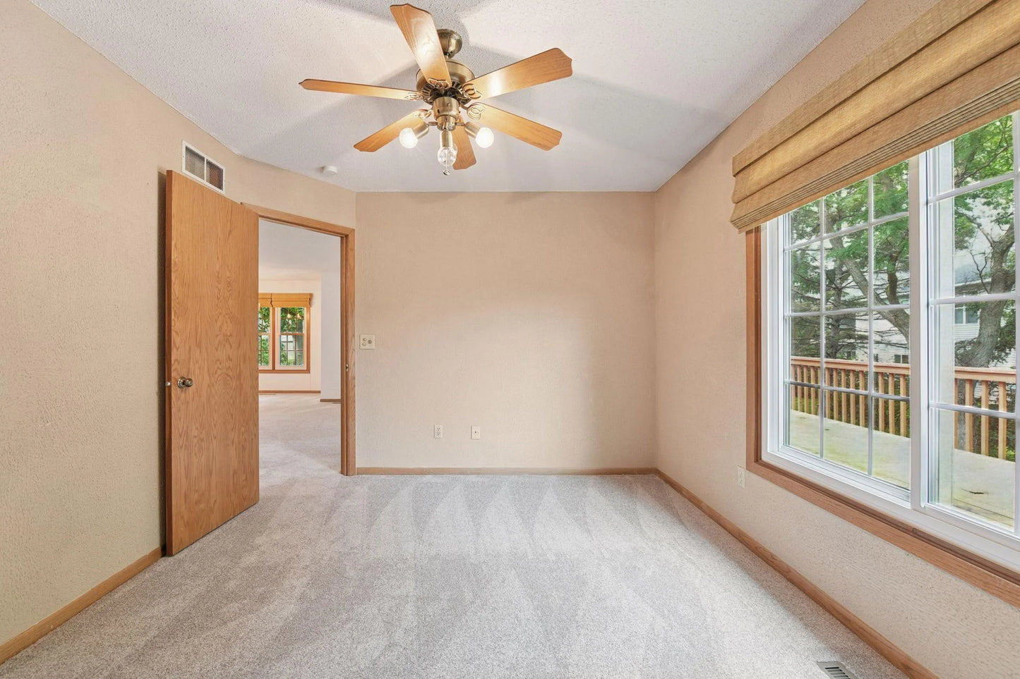 10246 Lee Drive, Eden Prairie, MN 55347